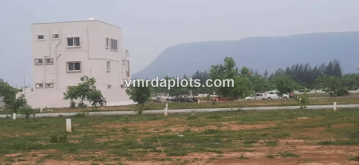 Premium Residential Plots for Sale in Visakhapatnam - MADHURAWADA, Visakhapatnam