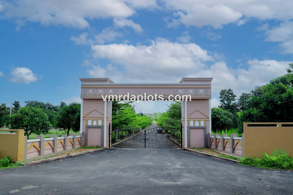 VMRDA APPROVED PLOT FOR SALE IN DAKAMARRI - DAKAMARRI - image 5