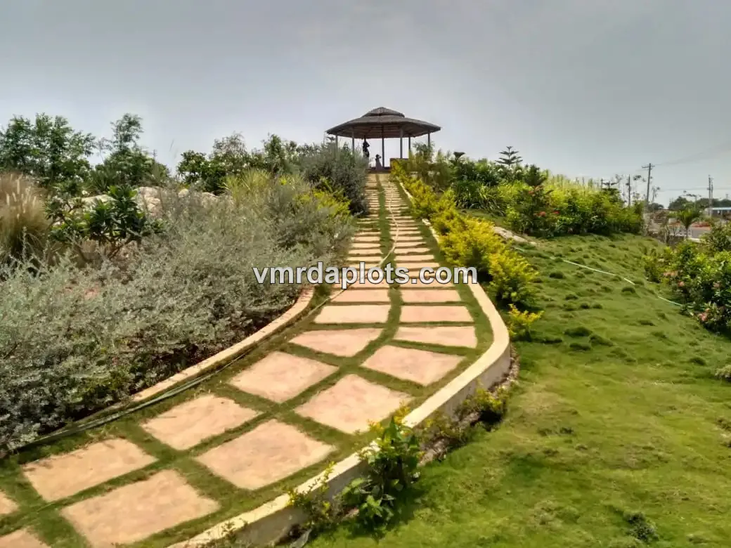 VMRDA LAYOUT IN  DAKAMARRI, VISAKHAPATNAM - DAKAMARRI - image 2